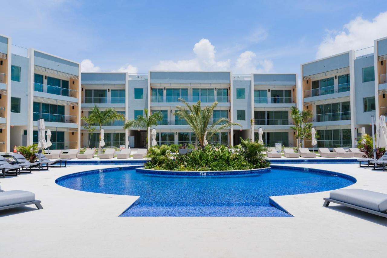 ONE Canal Point George Town Exterior foto